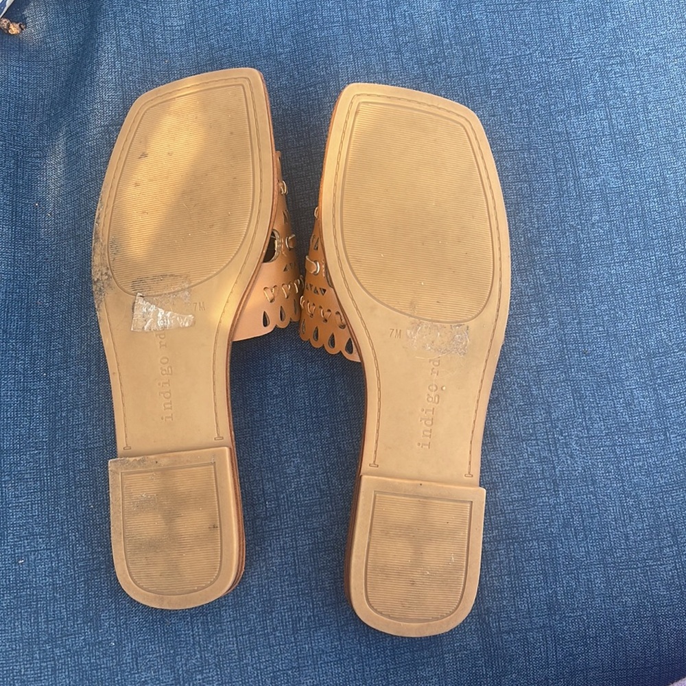 Sandals - Picture 3 of 3